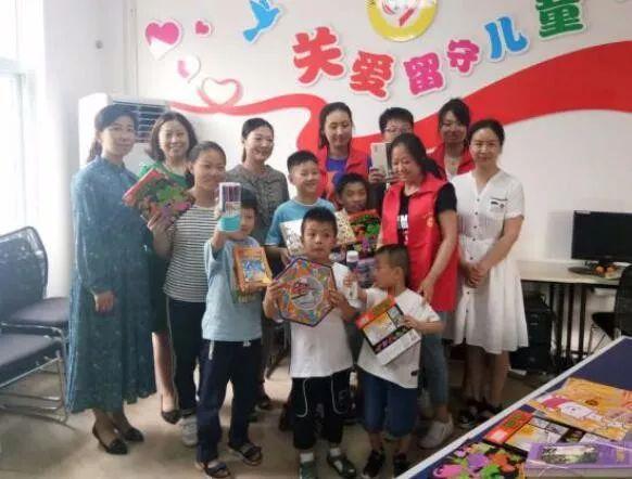 董少鹏:证监会发布两条信息